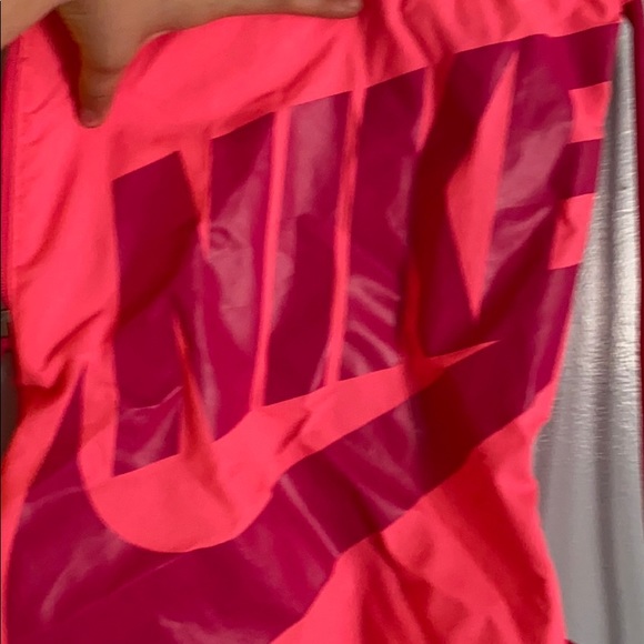 Nike Drawstring Bag - Picture 2 of 5